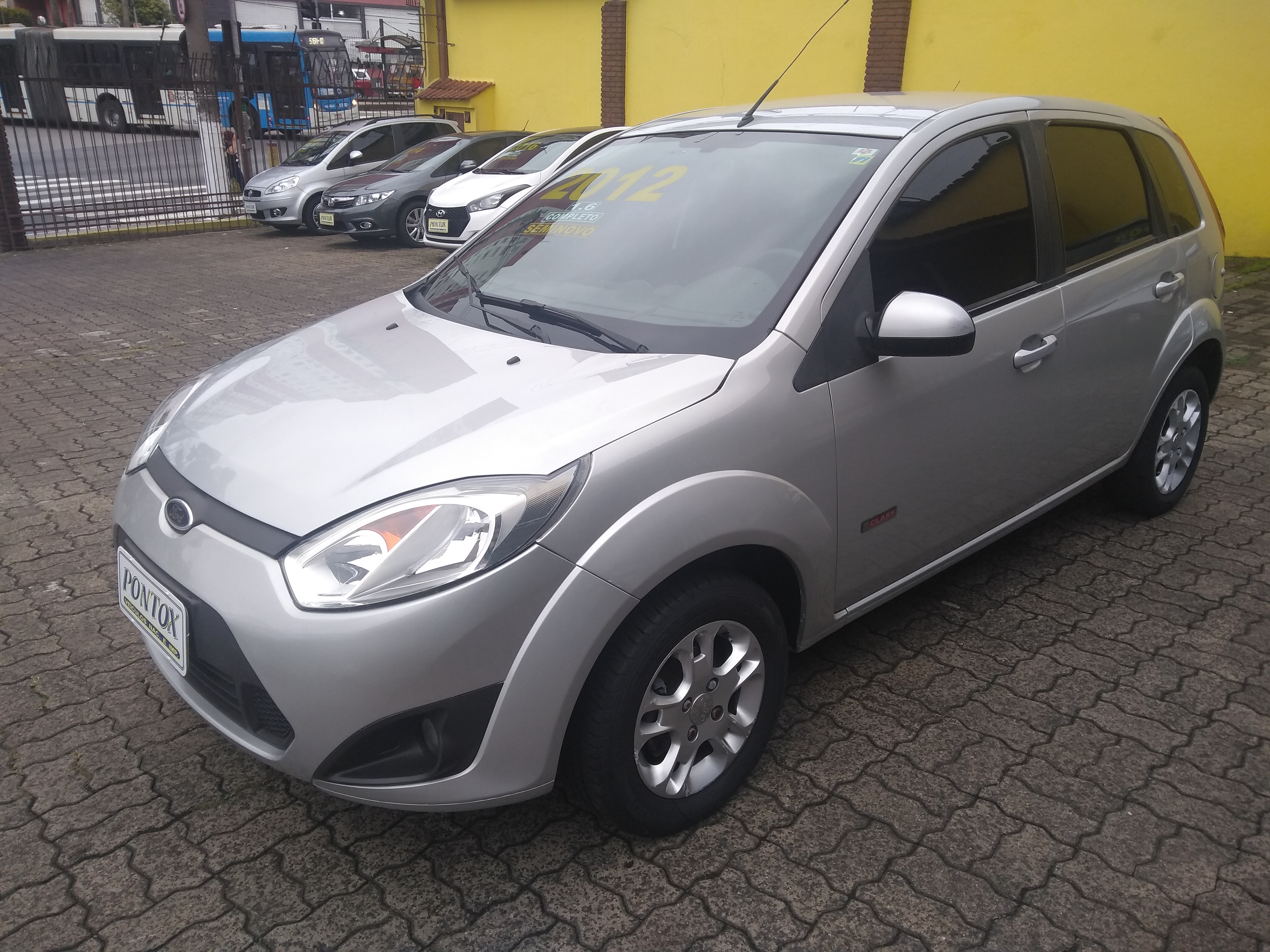 FIESTA 1.6 CLASS , 2012 , COM AR DIREÇÃO VIDROS TRAVAS ,EXCELENTE ESTADO , E PEGAR E ANDAR