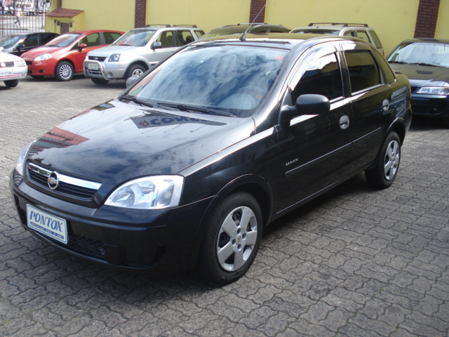 CORSA 1.4 SEDAN MAXX , 2009 , BAIXA QUILOMETRAGEM , COM AR DIREÇÃO VIDROS , E PEGAR E ANDAR
