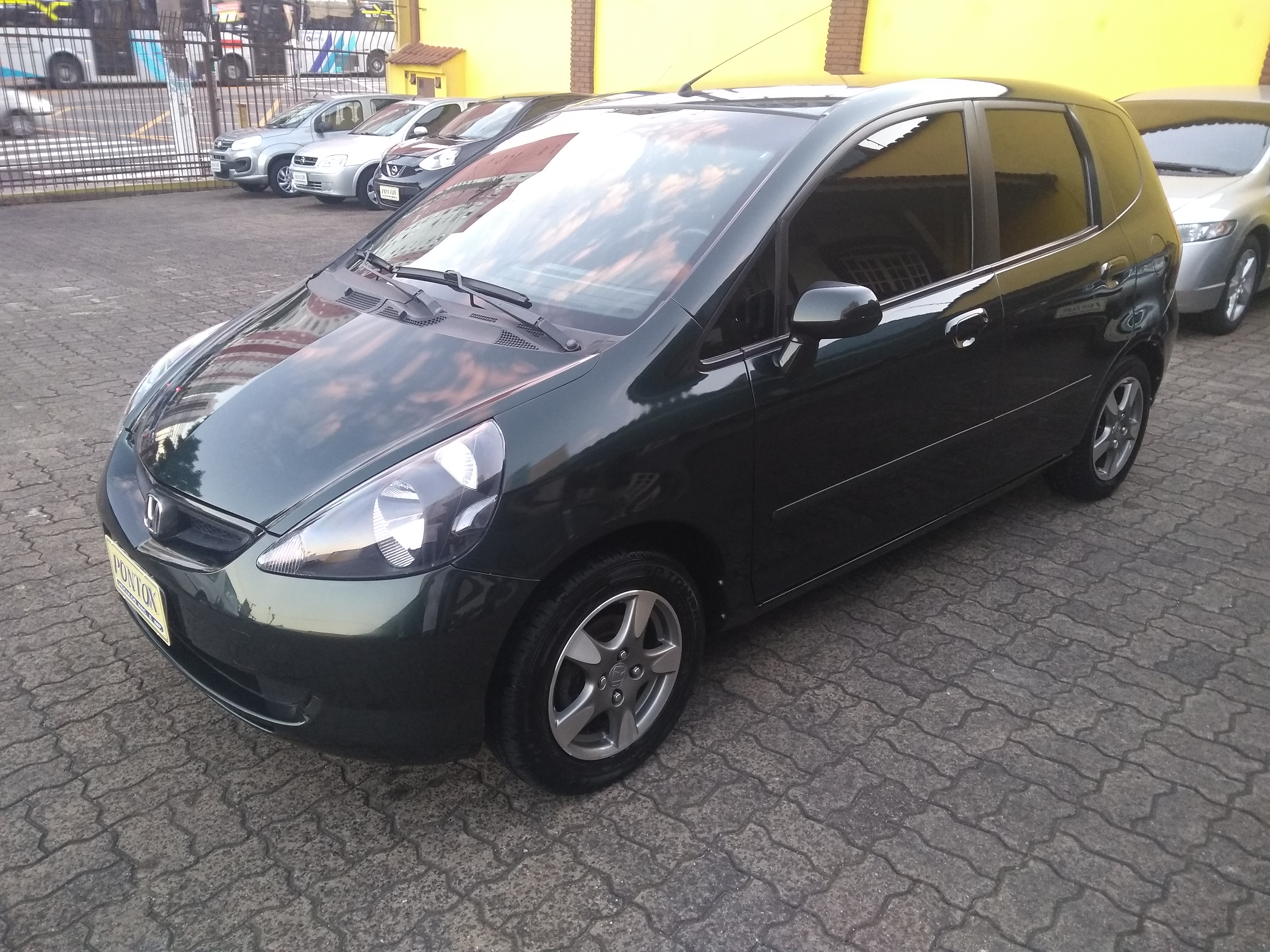 FIT 1.4 LX ,EM EXCELENTE ESTADO ,2005 ,CAMBIO MANUAL ,E PEGAR E ANDAR