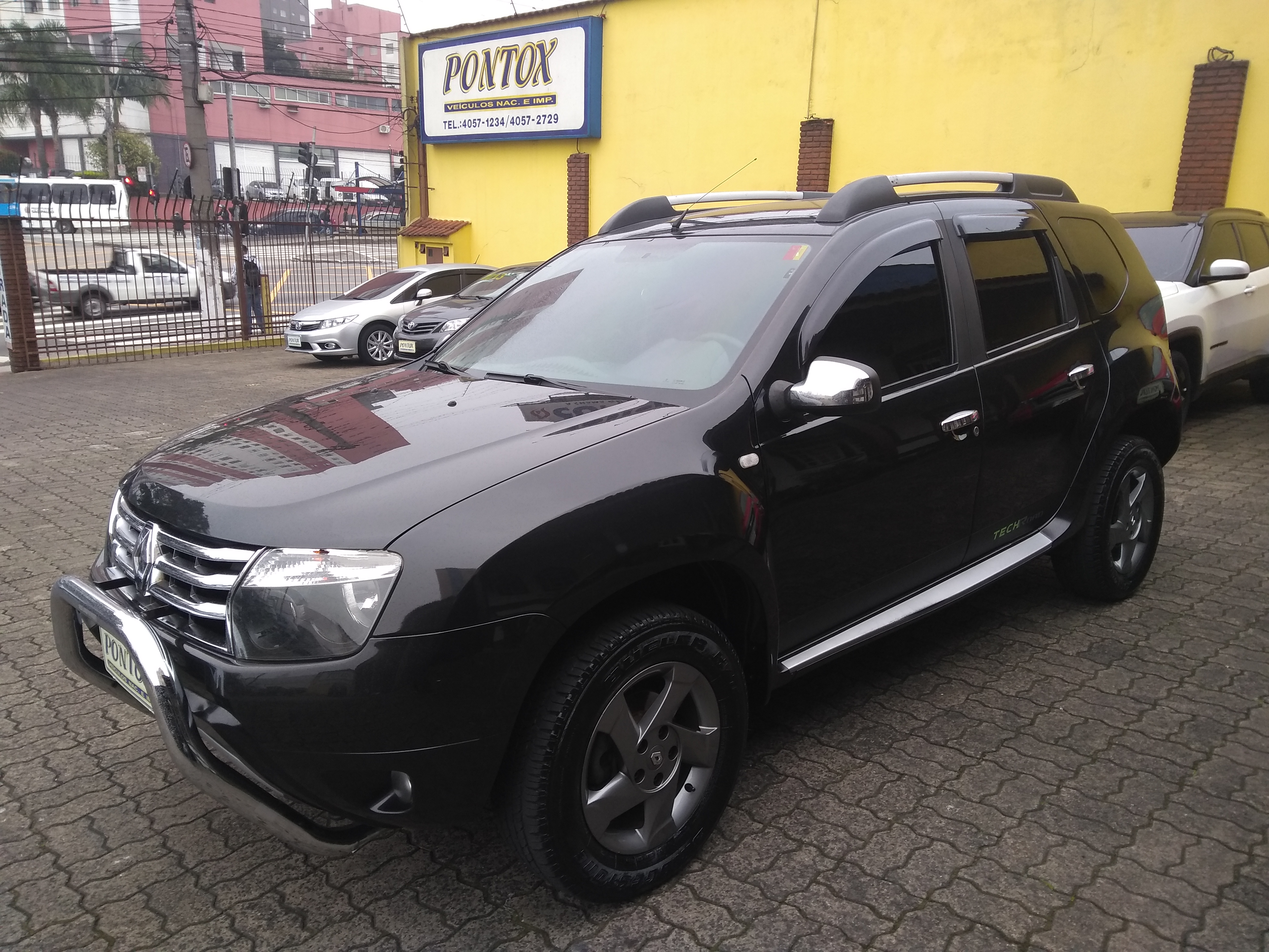 RENAULT DUSTER 1.6 MODELO TECHROAD ,CAMBIO MANUAL , BANCO EM COURO, LINDA