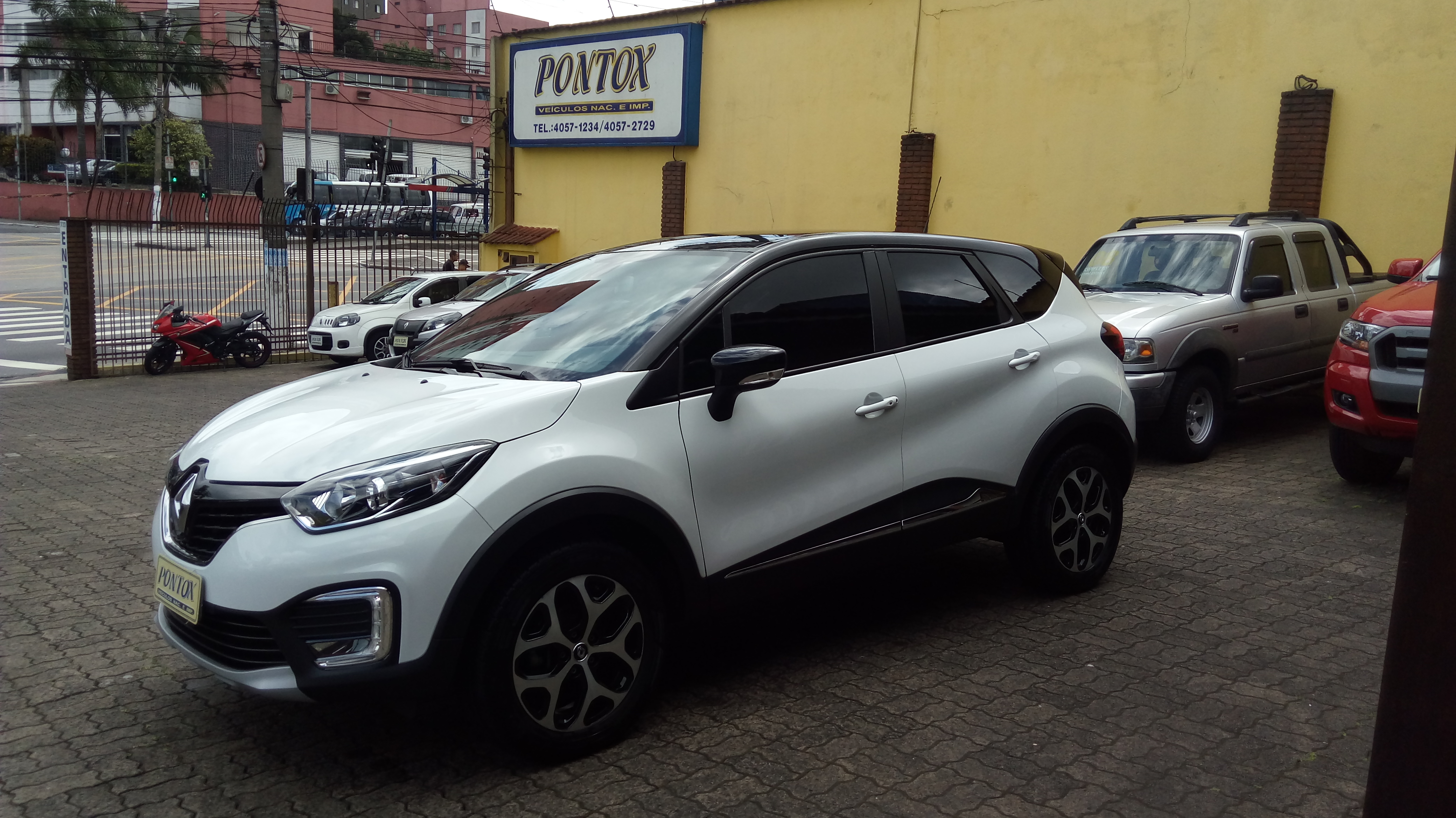 RENAULT CAPTUR 1.6 INTENC , 2018 , AUTOMATICA , EM GARANTIA DE FABRICA