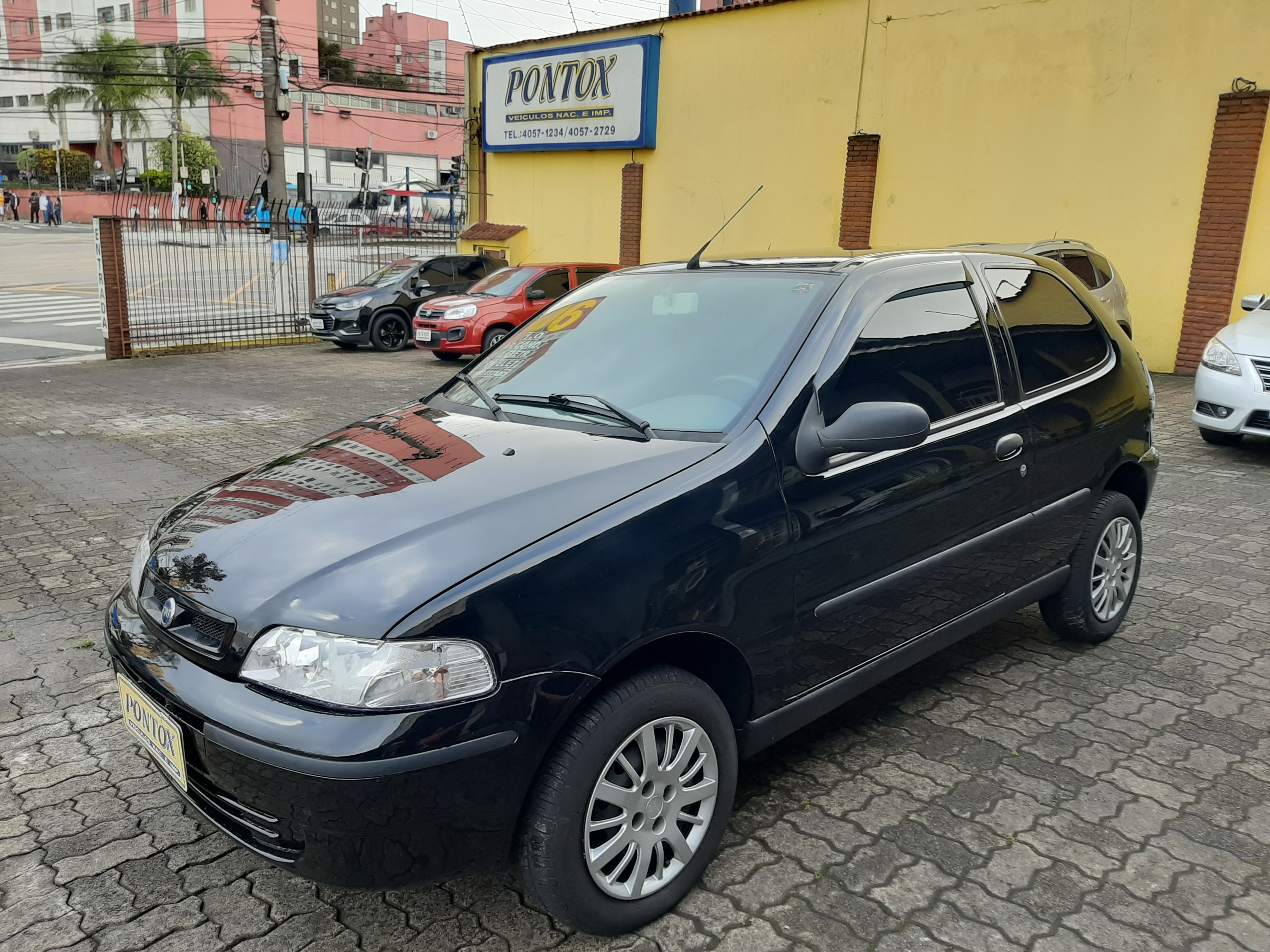 PALIO 1.0 , 2005/2006 , A GASOLINA ,COM AR COND , VIDROS ELETRICOS , EM EXCELENTE ESTADO , E PEGAR E ANDAR
