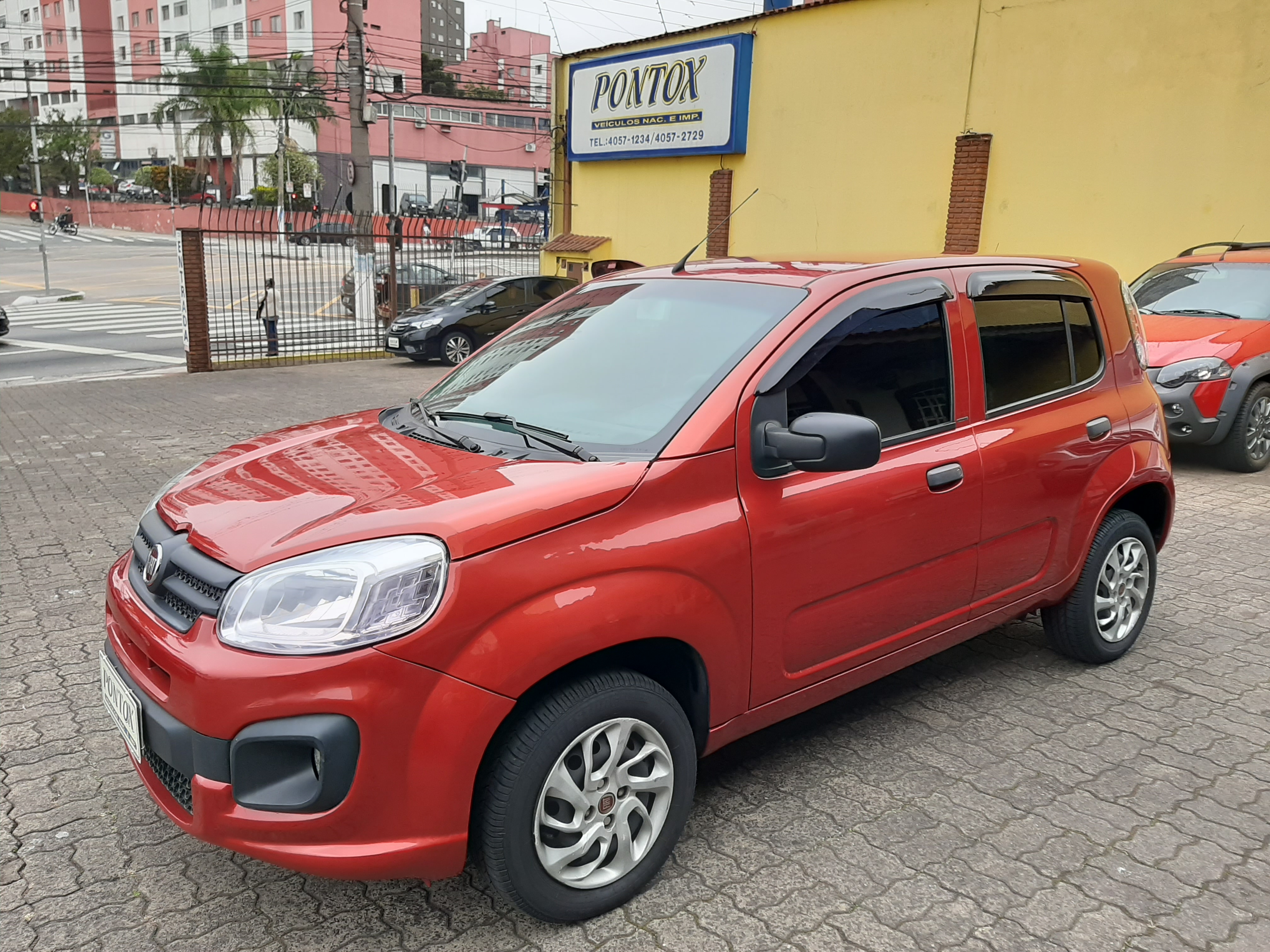 UNO 1.0 ATTRACTIVE ,2017/2017 ,COM AR DIREÇÃO VIDROS ,EXCELENTE ESTADO