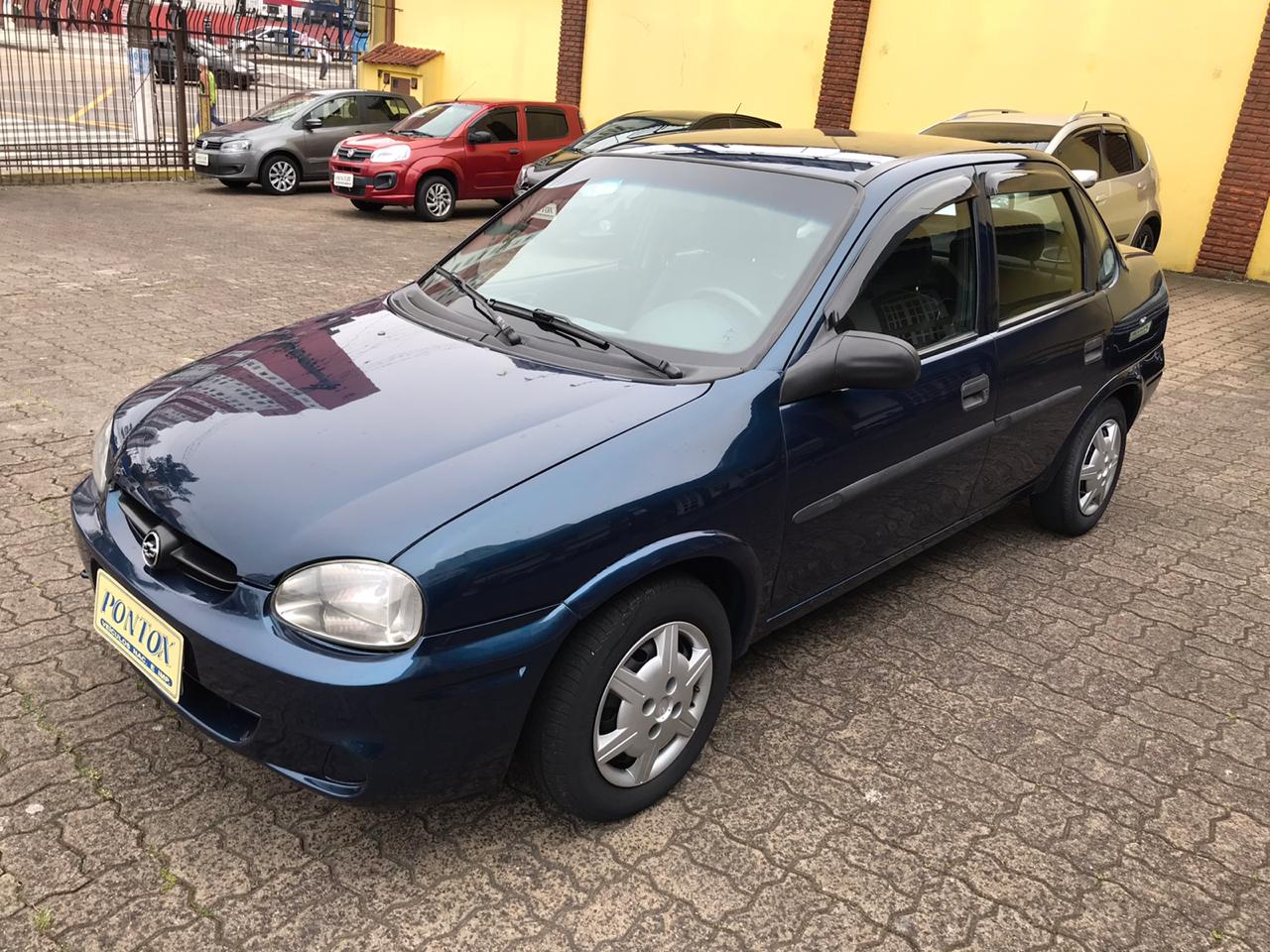 CORSA SEDAN 1.0 EM EXCELENTE ESTADO 2003/2003 , COM DIREÇÃO E VIDROS ELETRICOS, E PEGAR E ANDAR