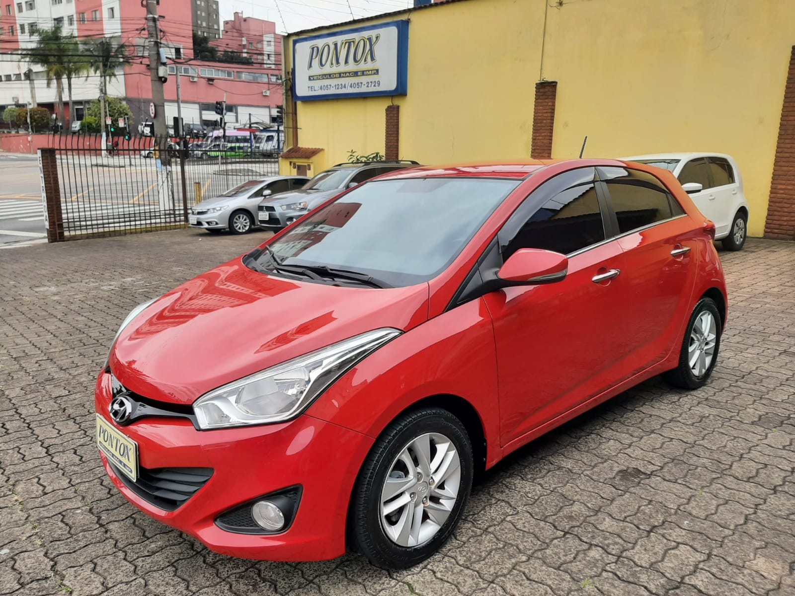 HB 20 PREMIUM 1.6 , 2014/2015 , SUPER NOVO , BAIXA KM ,COM AR DIREÇÃO VIDROS, OLHOU GOSTOU