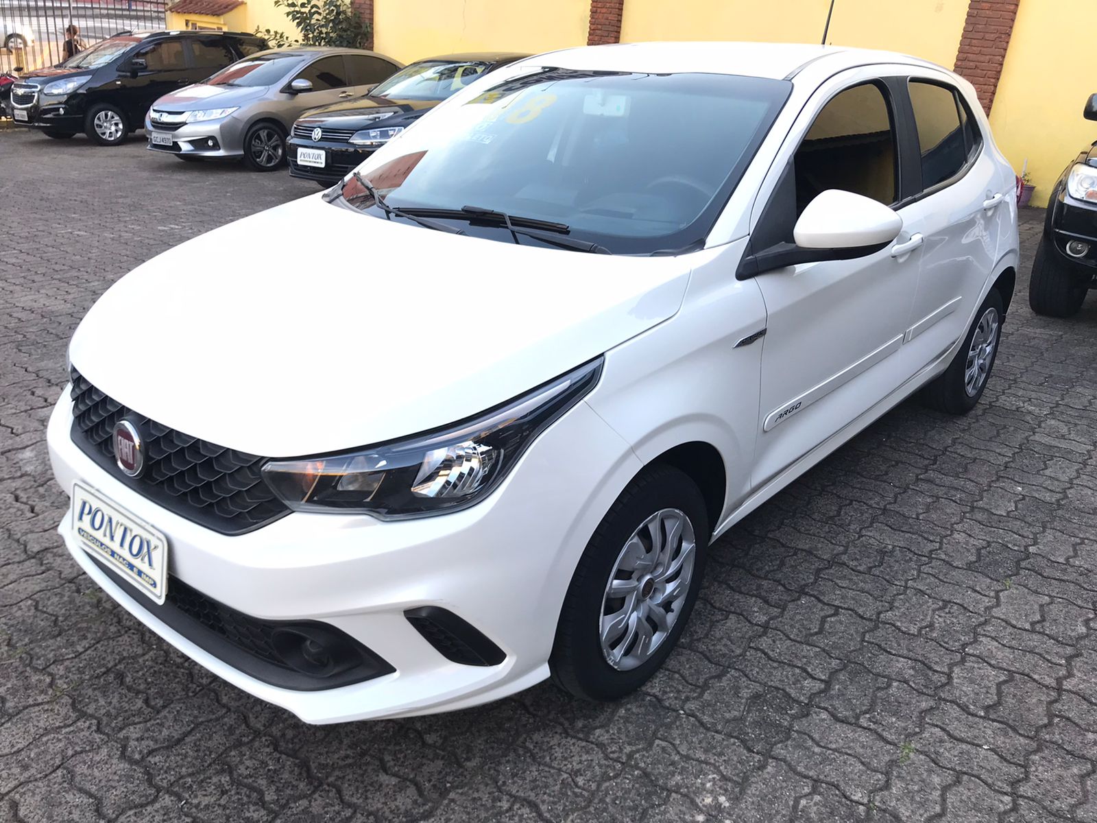 FIAT ARGO 1.0 DRIVE , UNICO DONO , 2017 2018 ,BAIXA KM ,E PEGAR E ANDAR