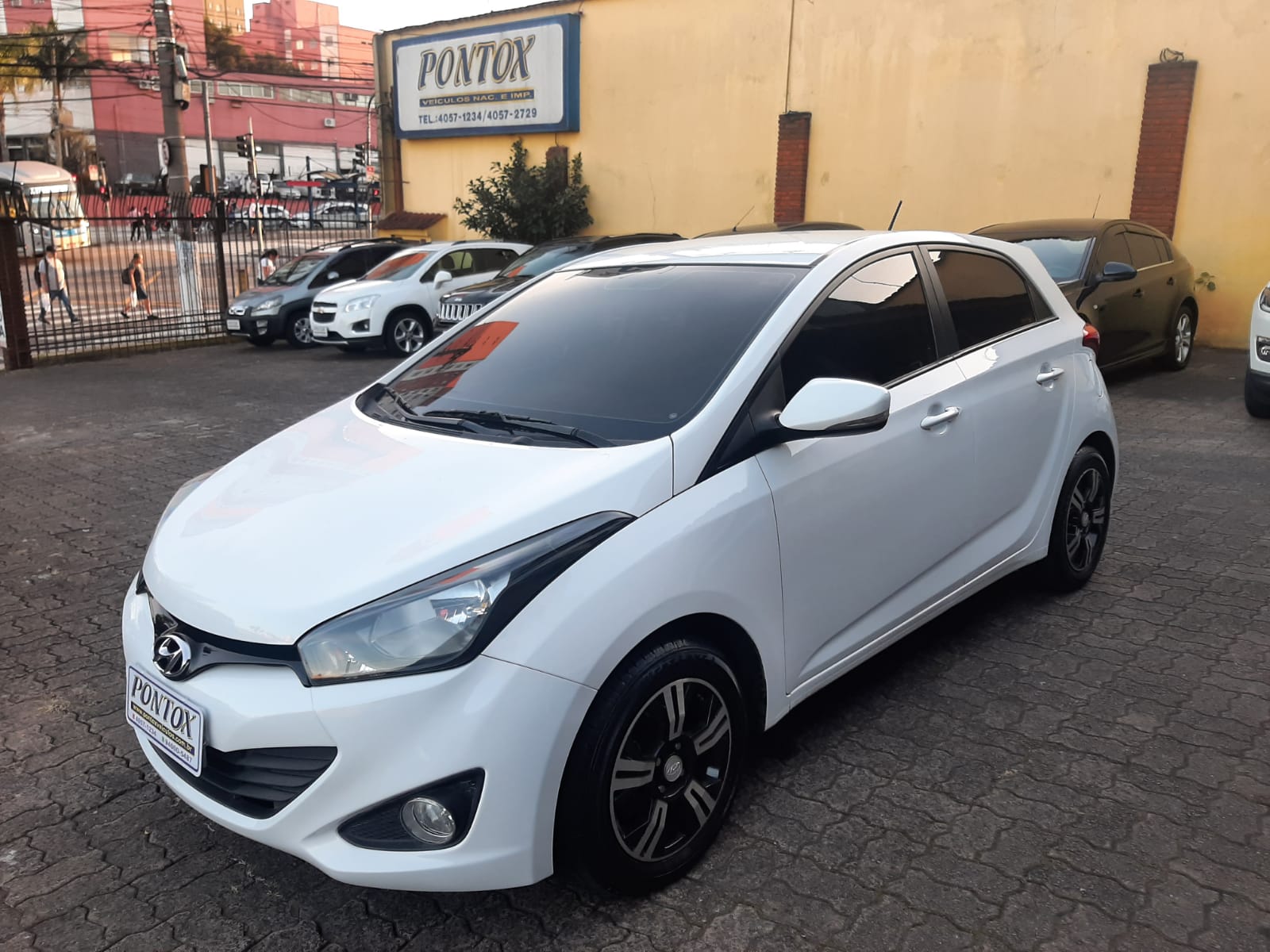 HYUNDAI HB20 1.6 CONFORT PLUS AUTOMATICO , 2015 , SUPER NOVO ,E PEGAR E ANDAR