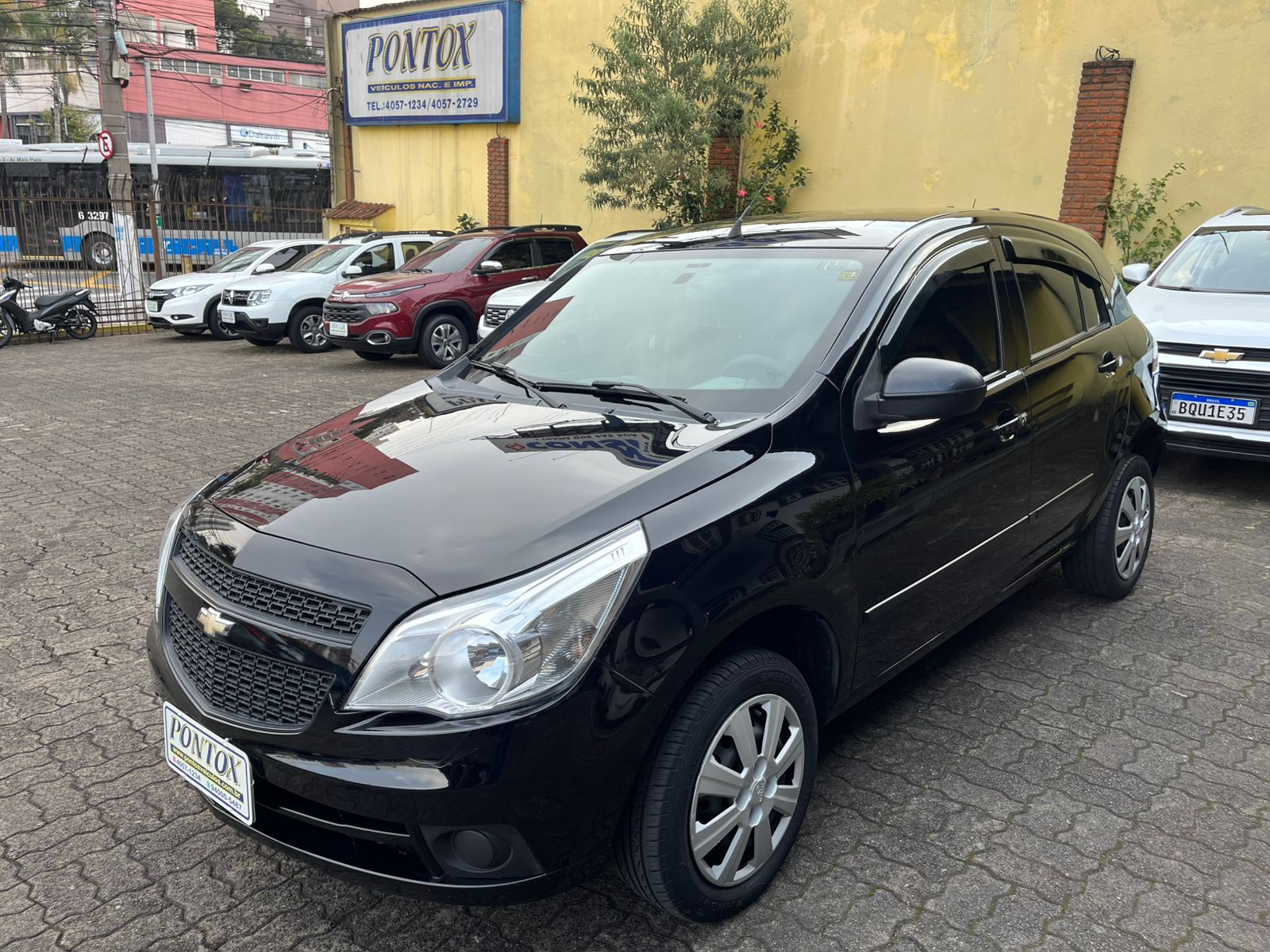 AGILE 1.4 LINDO , 2012 , COM AR DIREÇÃO VIDROS TRAVAS PILOTO AUTOMATICO, BAIXA KM
