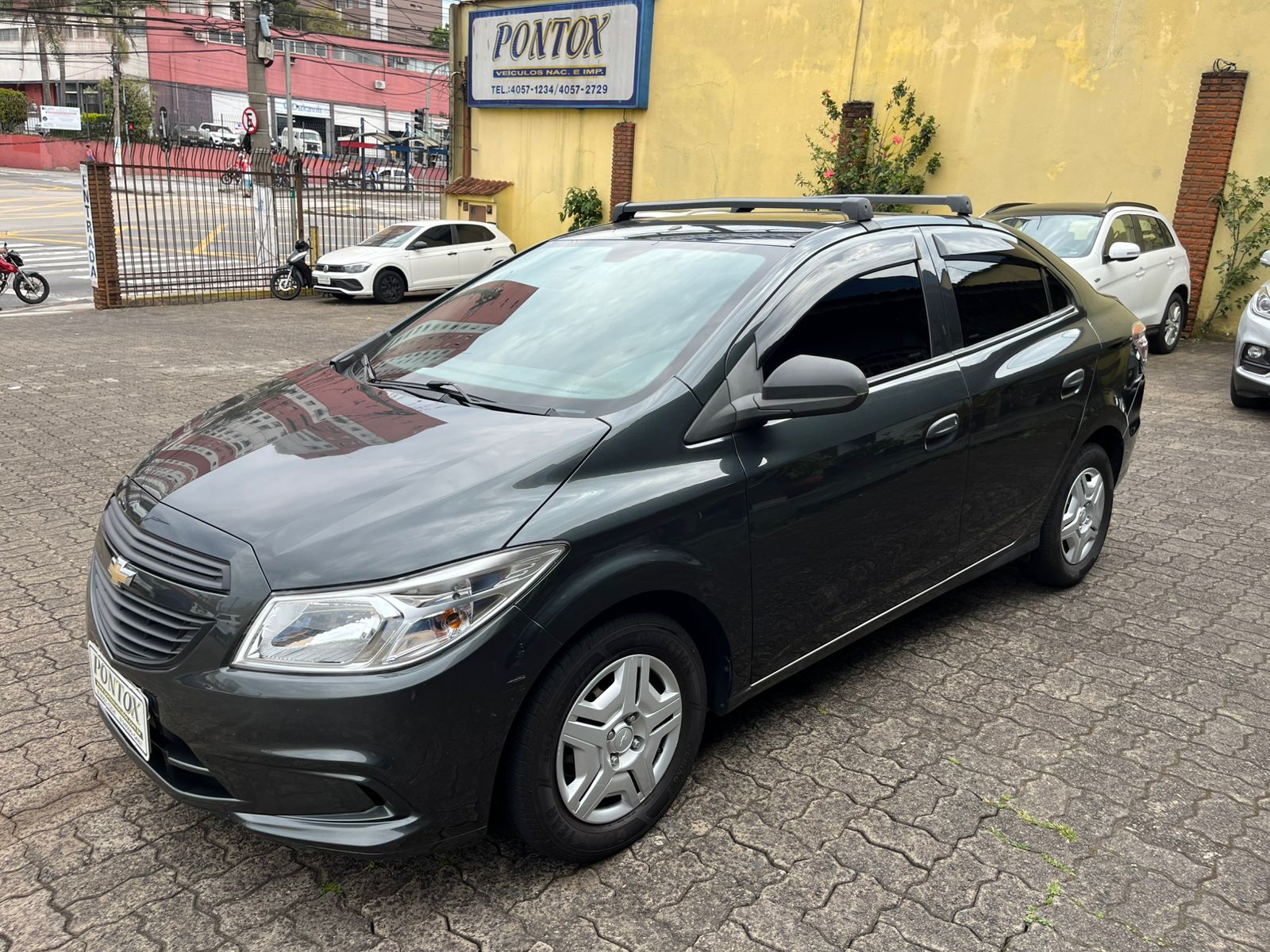 PRISMA 1.0 JOY 2018 , COM AR DIREÇÃO VIDROS TRAVAS , EXCELENTE ESTADO , OLHOU GOSTOU