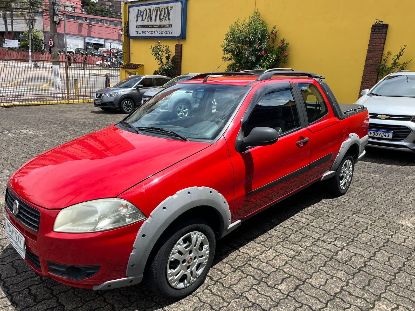 FIAT STRADA 1.4 WORKING CABINE DUPLA 2012 , COM AR DIREÇÃO VIDROS , BAIXA KM