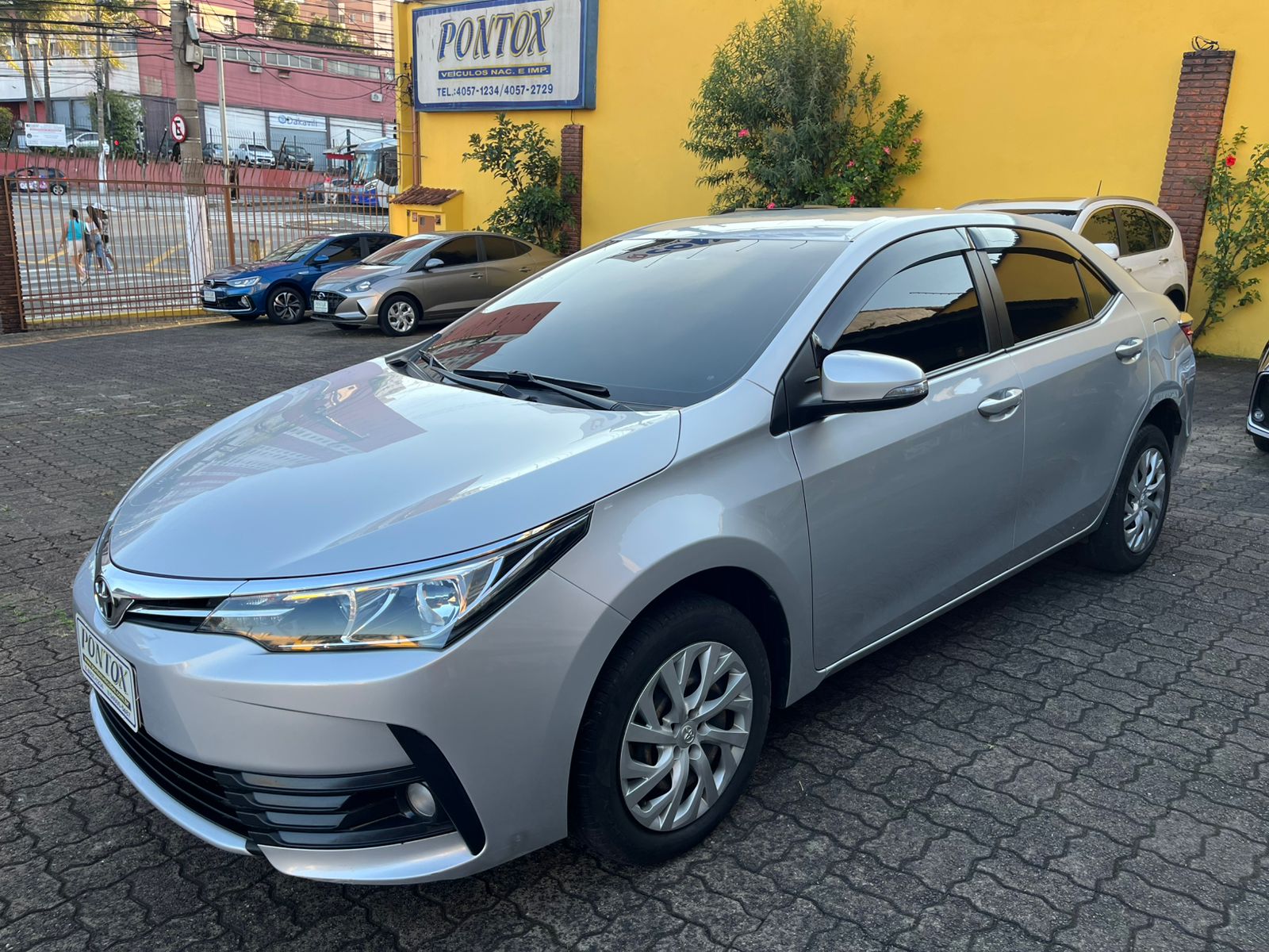 TOYOTA COROLLA 1.8 GLI FLEX MULT DRIVE 2018 , IMPECAVEL, EXCELENTE ESTADO , E PEGAR E ANDAR