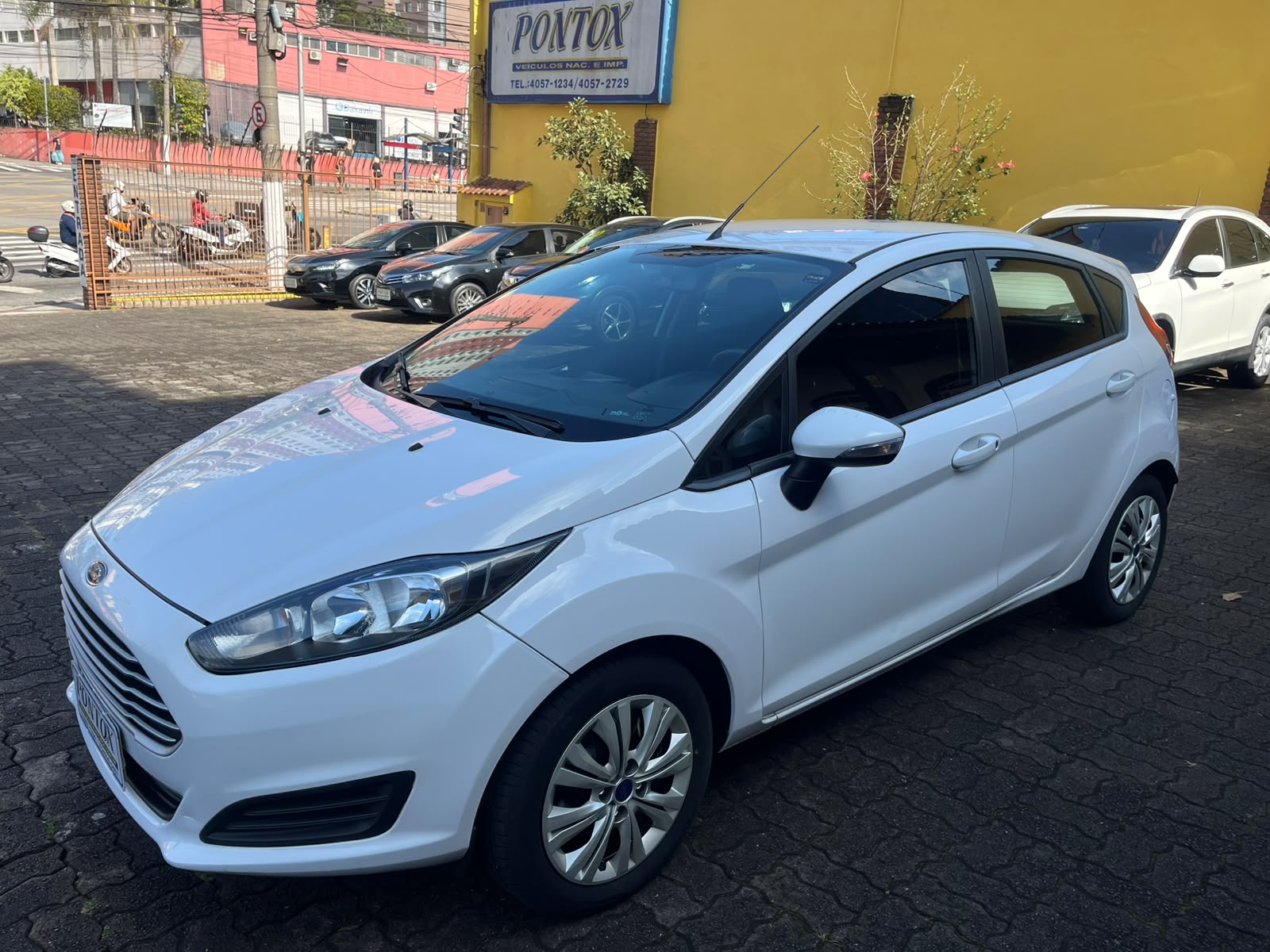 FORD FIESTA SE 1.6 LINDO , 2017 , BAIXA KM , MUITO NOVO, OLHOU GOSTOU