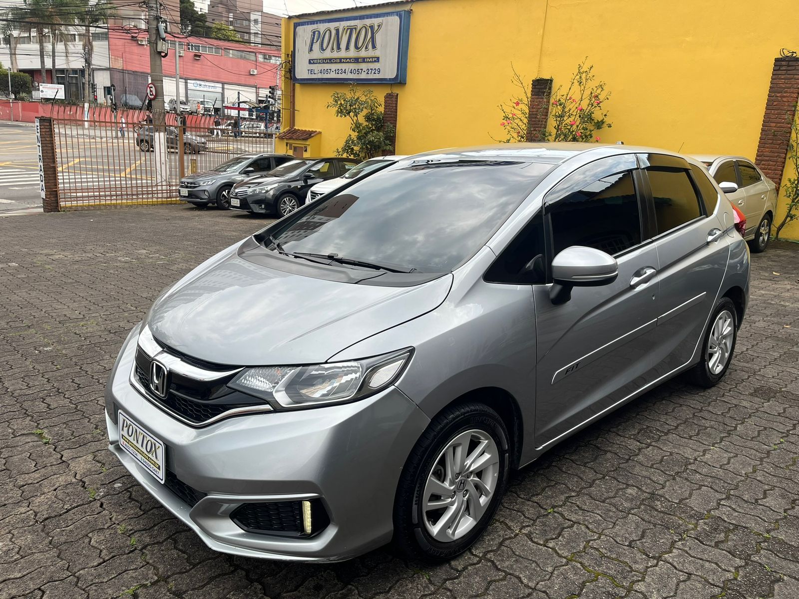 HONDA FIT 1.5 DX , 2020 , CAMBIO MANUAL , BAIXA KM , OLHOU GOSTOU