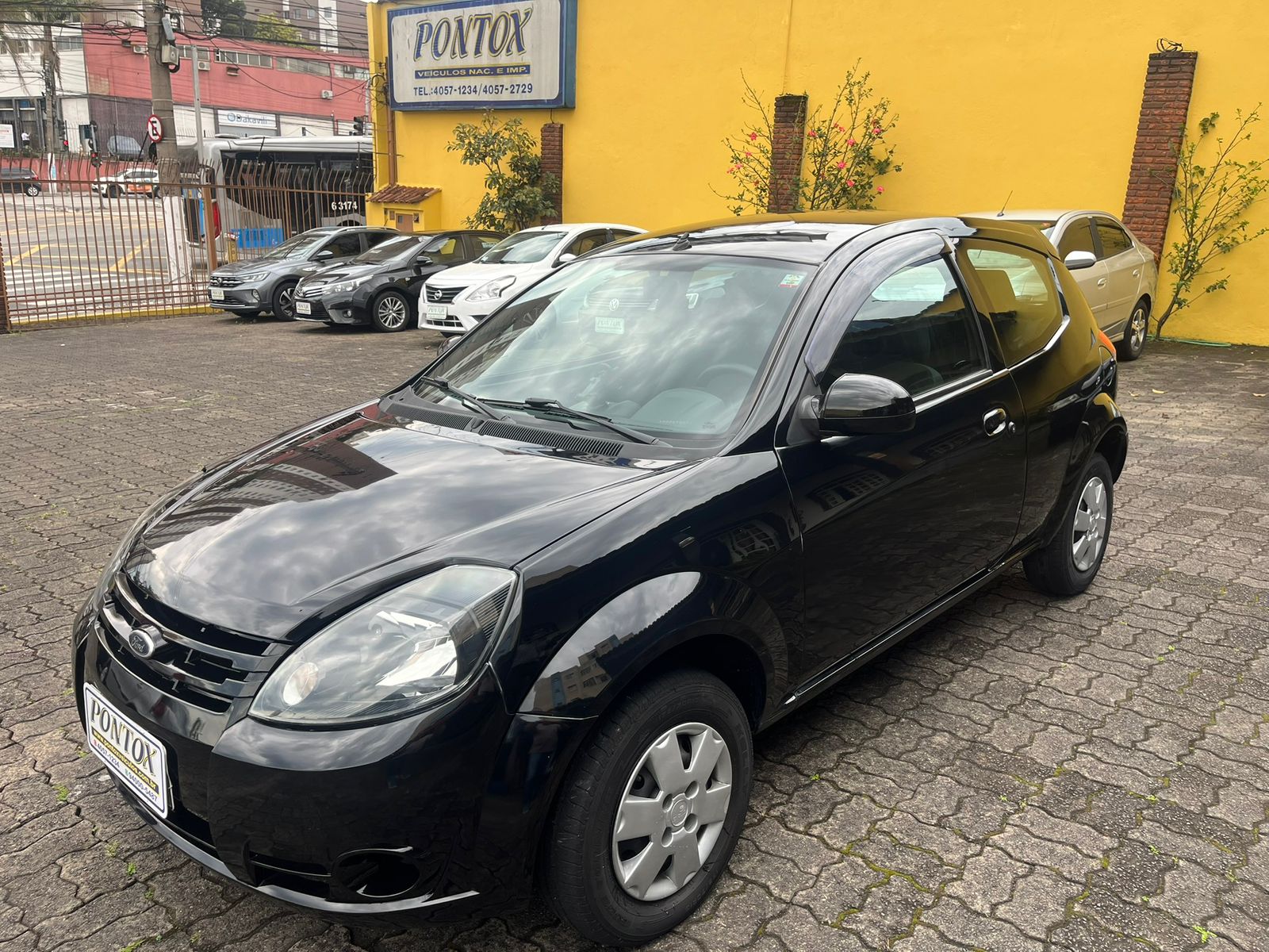 FORD KA 1.0 , 2012 EM EXCELENTE ESTADO , TEM VIDROS TRAVAS , DIREÇÃO HIDRAULICA
